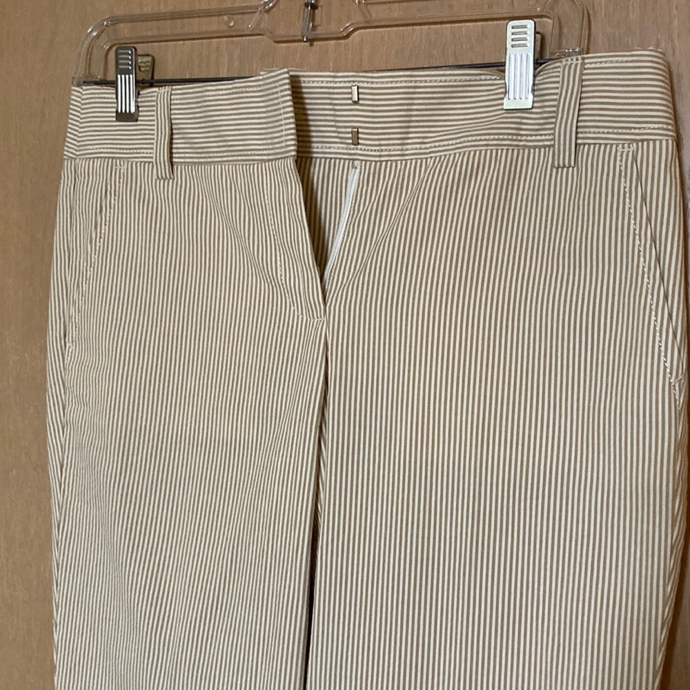 Jcrew tan/white seersucker city fit capris